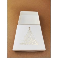 Коробка "Новогодняя" с тиснением золотом, 150*150*35