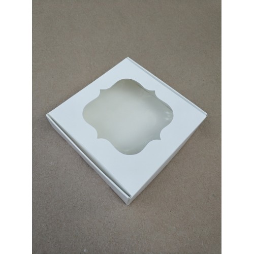Коробка для пряников, конфет с окном белая 120*120*30